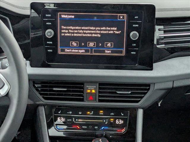 New 2025 Volkswagen Jetta SE FWD image 12