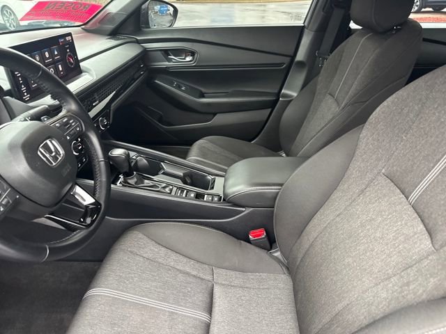 Used 2023 Honda Accord Sport image 13