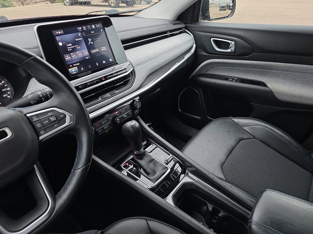 Used 2022 Jeep Compass Latitude w/ Convenience Group image 23