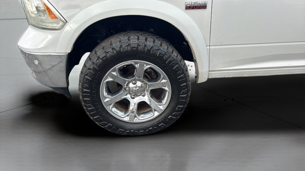 Used 2015 RAM 1500 Laramie w/ Convenience Group AWD/4WD image 36