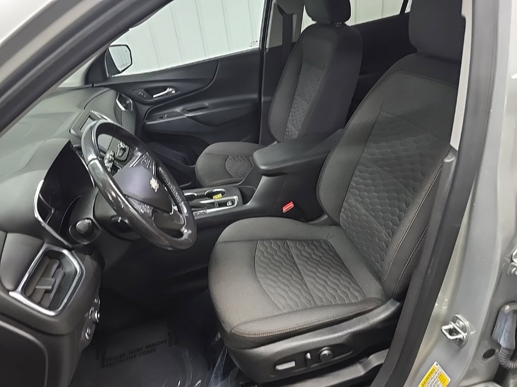 Used 2021 Chevrolet Equinox LT AWD/4WD image 29