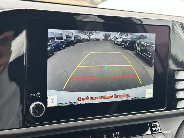 Used 2026 Toyota Camry SE w/ Convenience Package FWD image 18