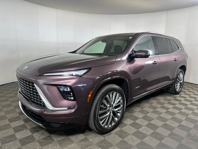 Used 2025 Buick Enclave Avenir w/ Trailering Package, 5000 lbs. image 7