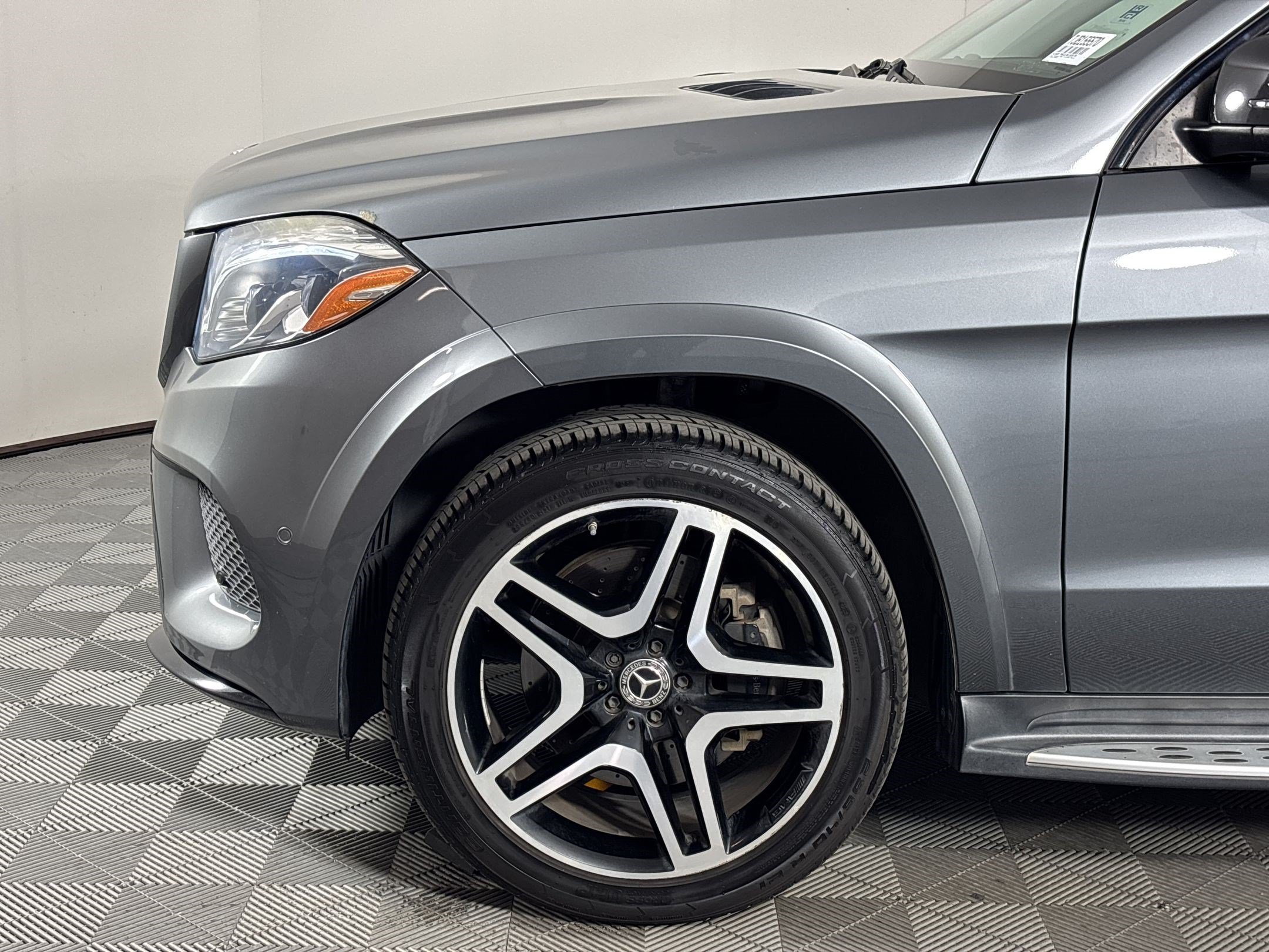 Used 2018 Mercedes-Benz GLS 550 4MATIC image 13