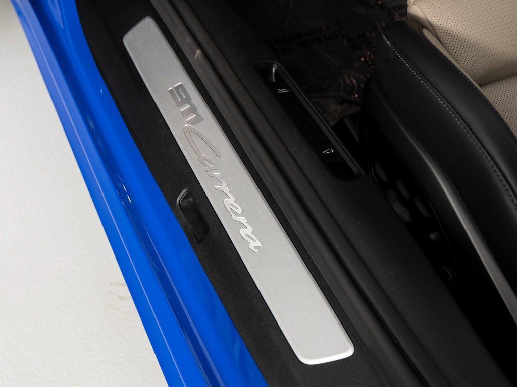 Certified 2025 Porsche 911 Carrera image 35