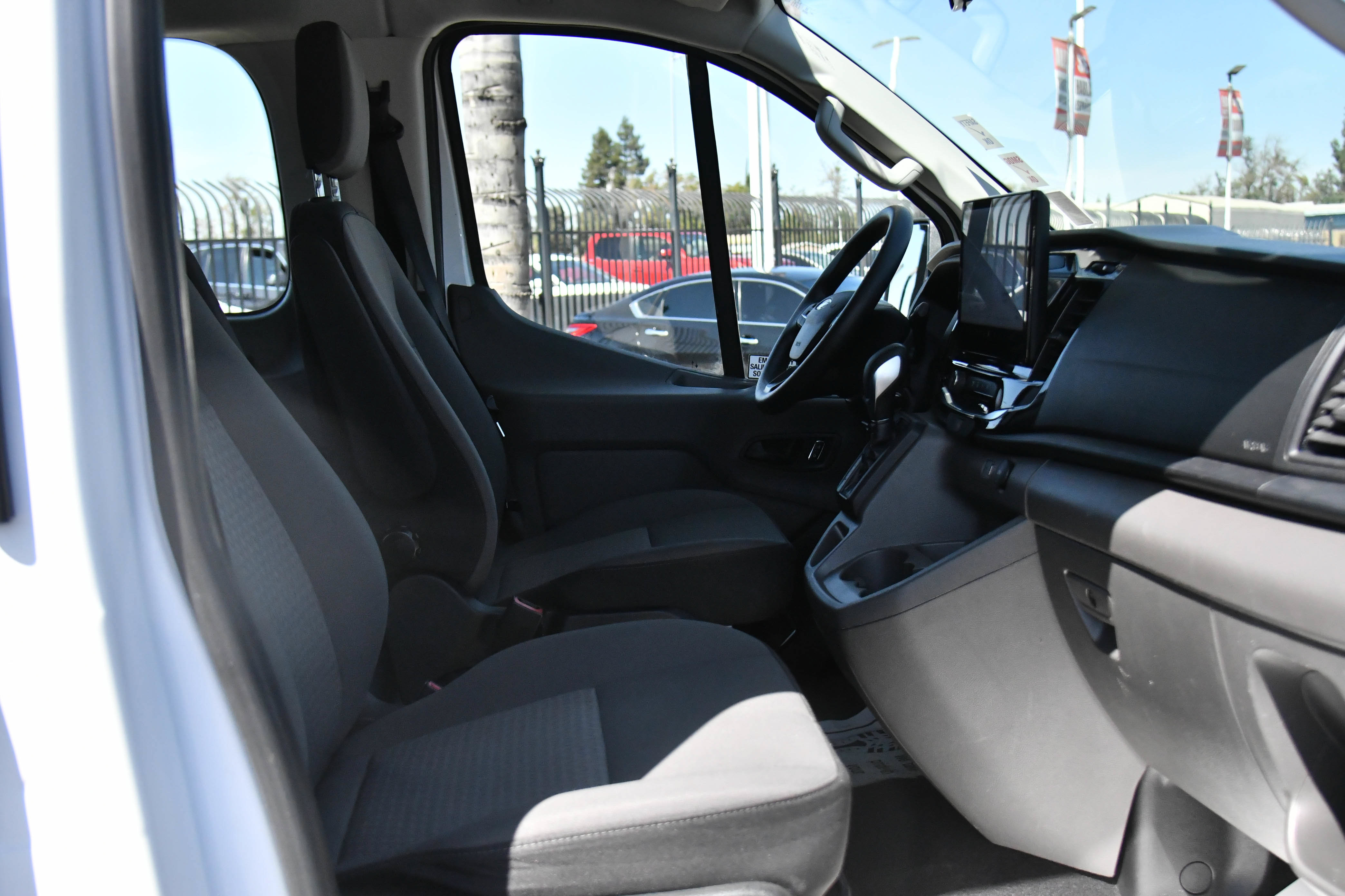 Used 2024 Ford Transit 350 XLT RWD image 48