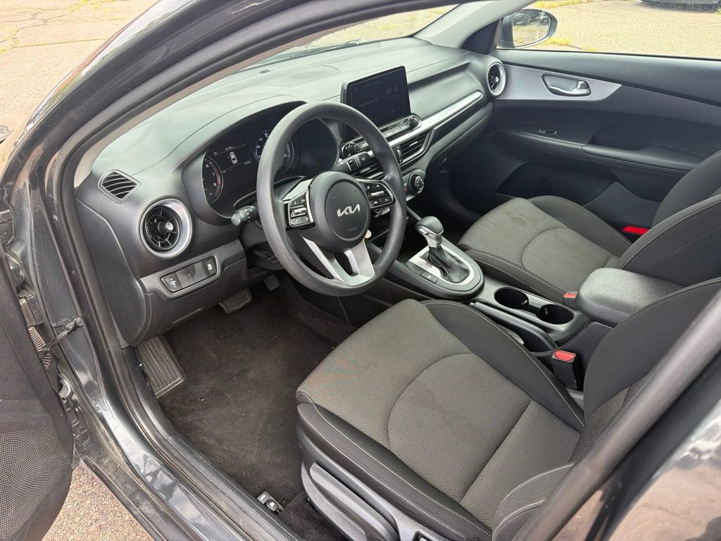 Used 2024 Kia Forte LXS FWD image 10