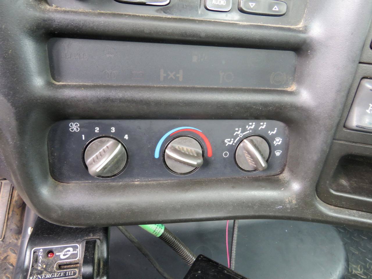 Used 2005 Chevrolet Kodiak C4500 2WD Regular Cab image 15