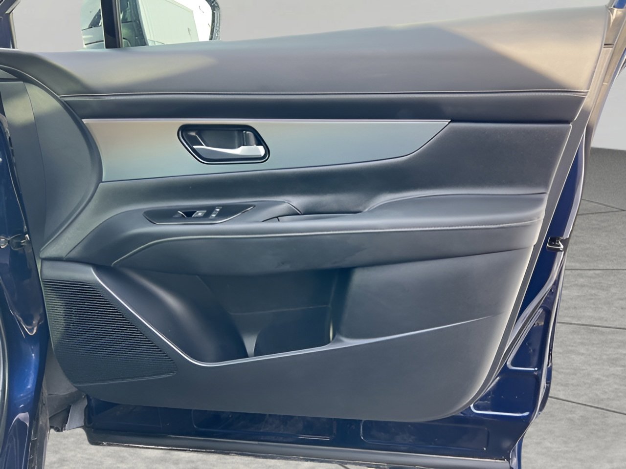 Used 2025 Nissan Murano SL image 34