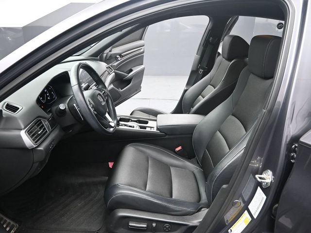 Used 2018 Honda Accord Sport image 14