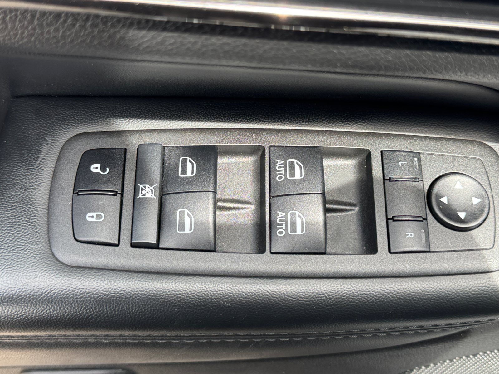 Used 2021 Jeep Grand Cherokee Limited X RWD image 13