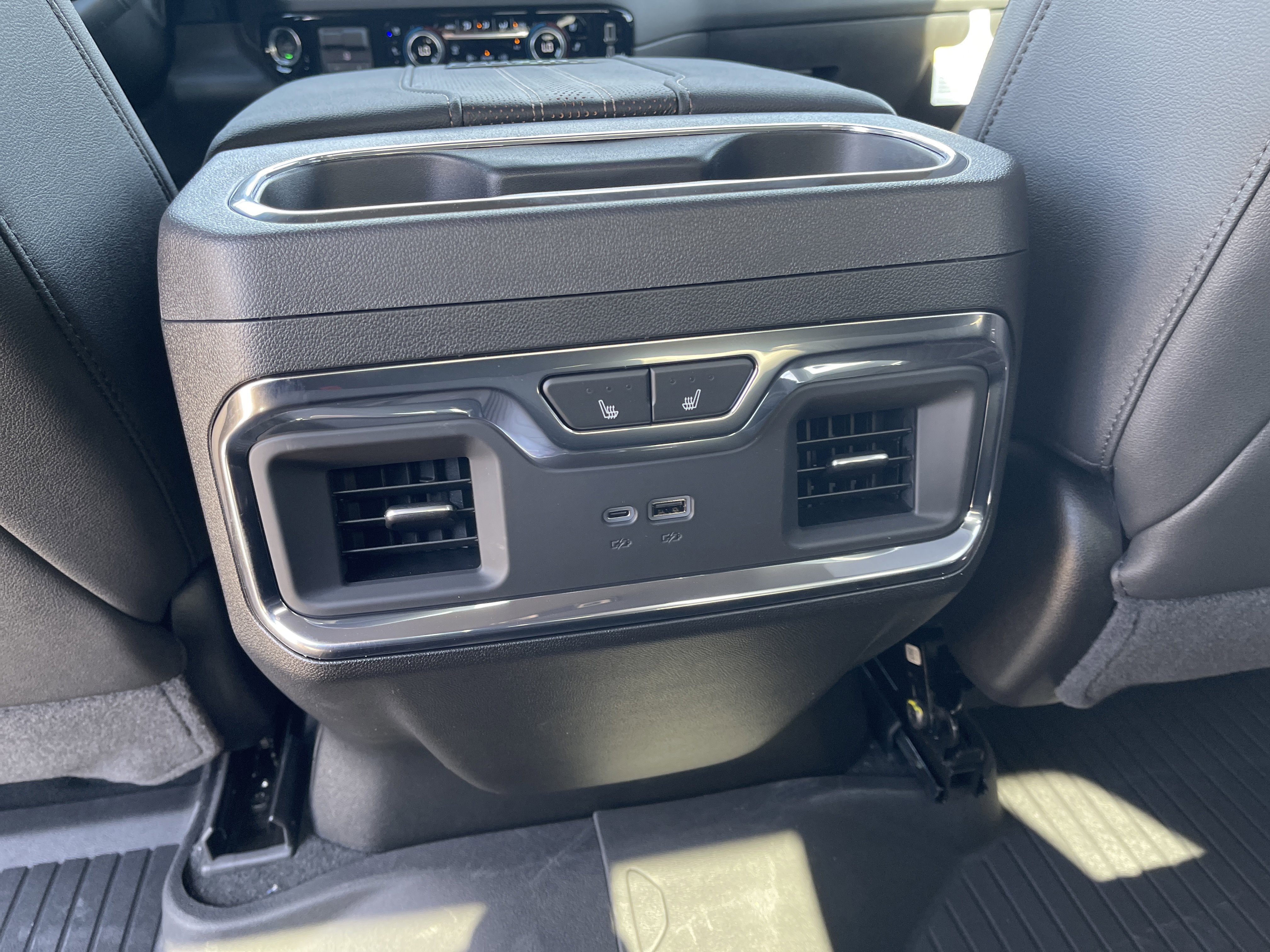 New 2025 Chevrolet Silverado 2500 High Country w/ Midnight Edition image 38