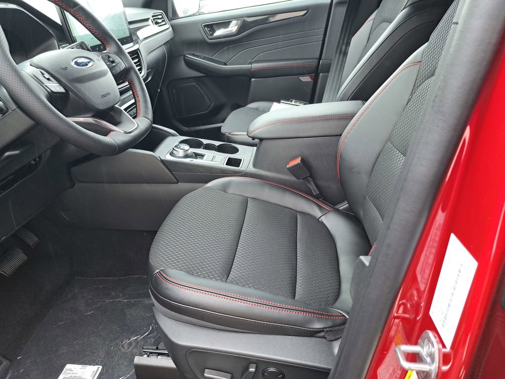 New 2026 Ford Escape ST-Line w/ Tech Pack #1 image 12