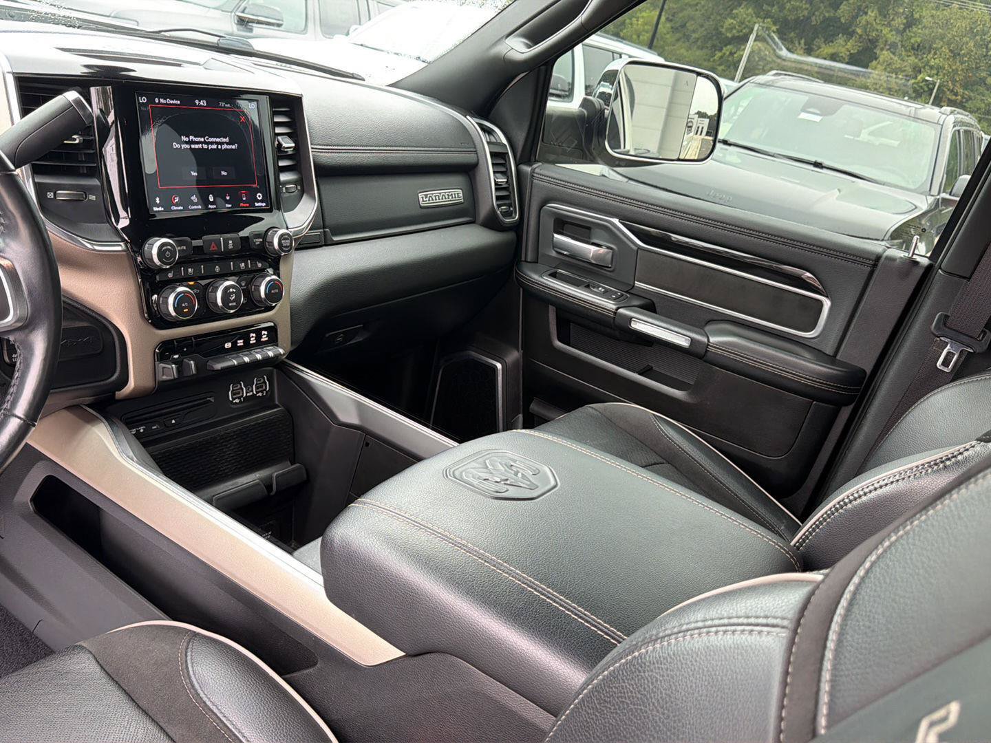 Used 2019 RAM 2500 Laramie AWD/4WD image 29