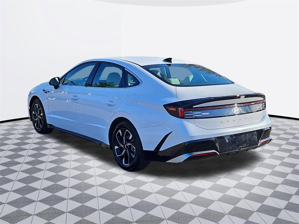 Used 2025 Hyundai Sonata SEL image 4