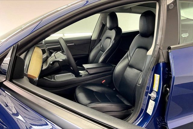 Used 2022 Tesla Model 3 Long Range AWD/4WD image 16