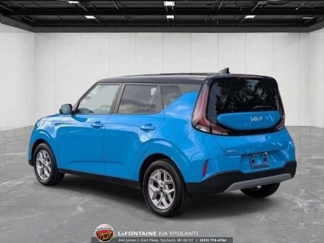 Certified 2023 Kia Soul S FWD image 3