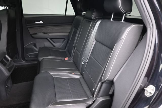 Used 2022 Volkswagen Atlas Cross Sport SE w/ Panoramic Sunroof Package FWD image 26