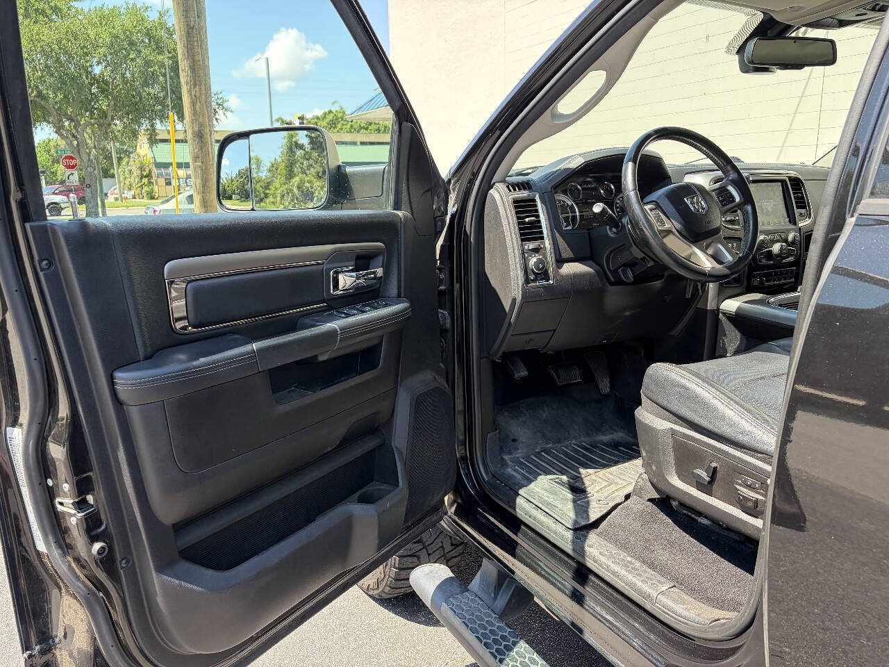 Used 2018 RAM 2500 Laramie w/ Sport Appearance Group AWD/4WD image 41