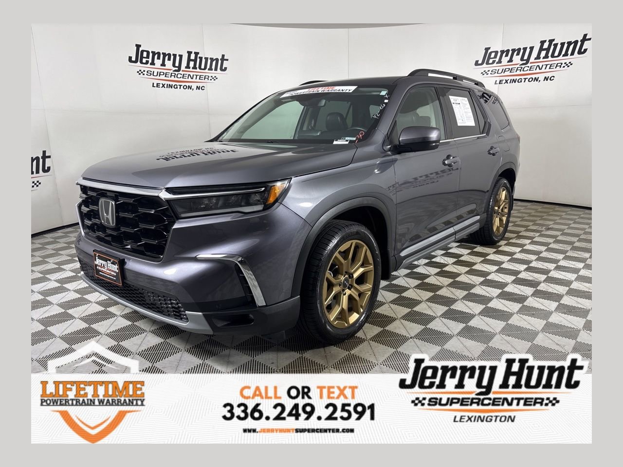 Used 2024 Honda Pilot Touring