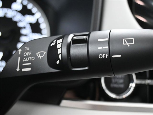 New 2025 Mitsubishi Outlander SE image 27