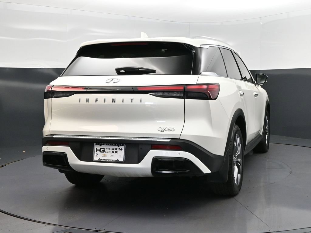 Used 2023 INFINITI QX60 Luxe w/ Cargo Package FWD image 7