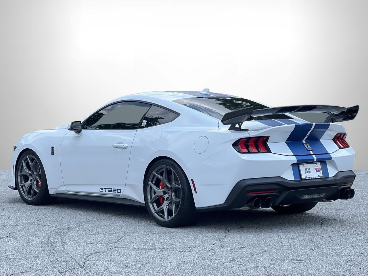 New 2026 Ford Mustang GT Premium w/ GT Performance Package RWD image 21