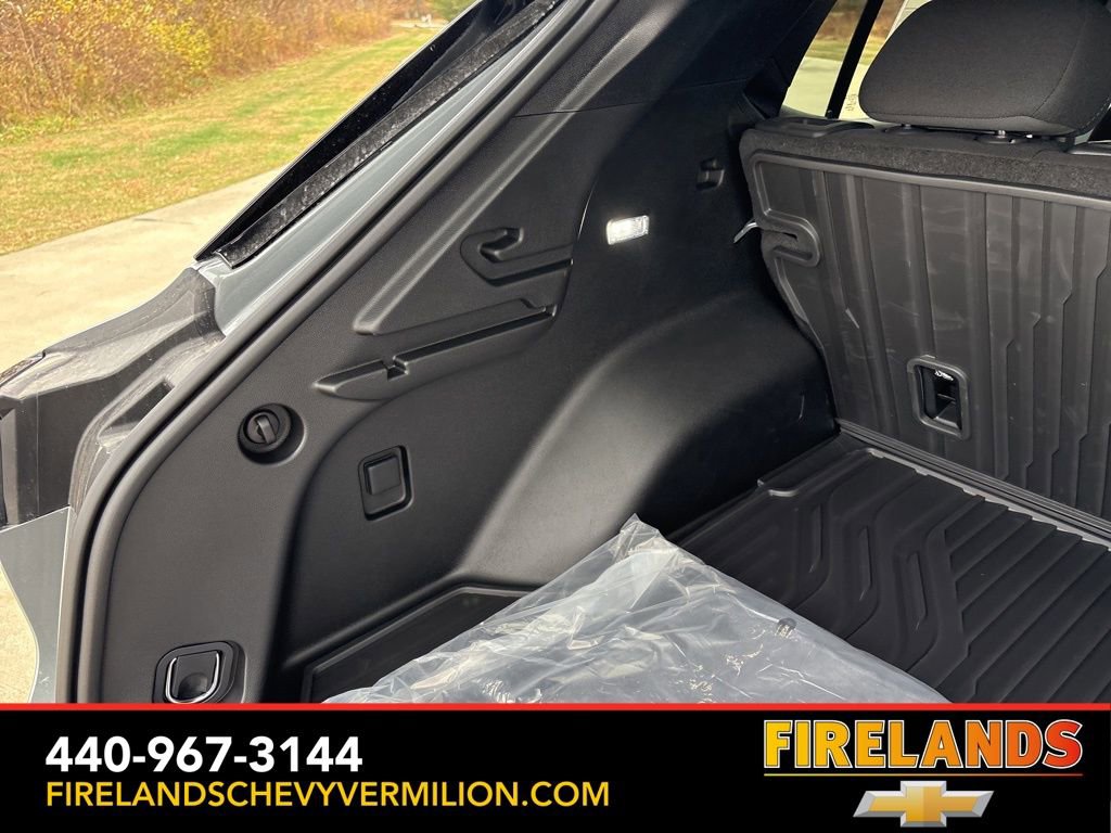 New 2026 Chevrolet Equinox EV LT image 49