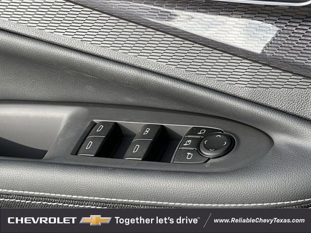 New 2025 Chevrolet Blazer EV LT image 22