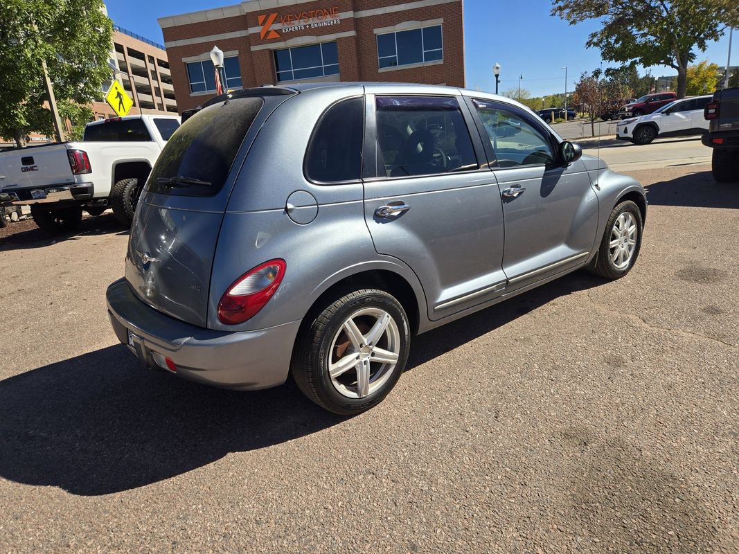 Used 2009 Chrysler PT Cruiser Touring FWD image 10