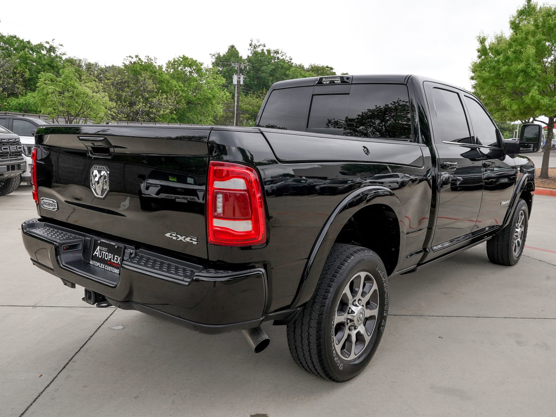 Used 2024 RAM 2500 Limited w/ Safety Group image 5