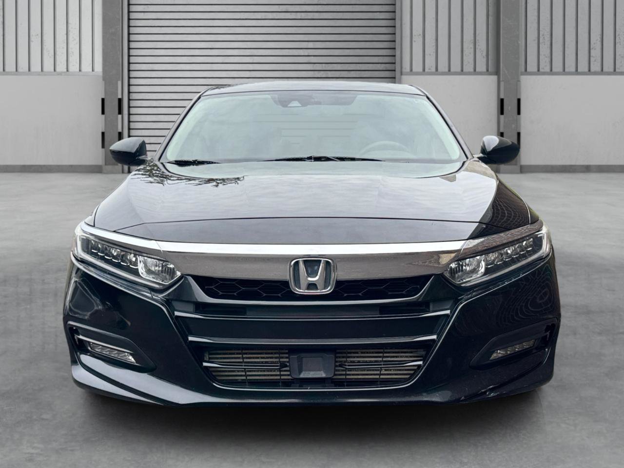 Used 2018 Honda Accord EX image 9