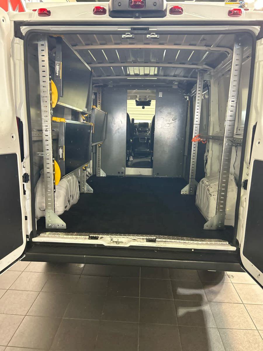 Used 2023 RAM ProMaster 2500 FWD image 4