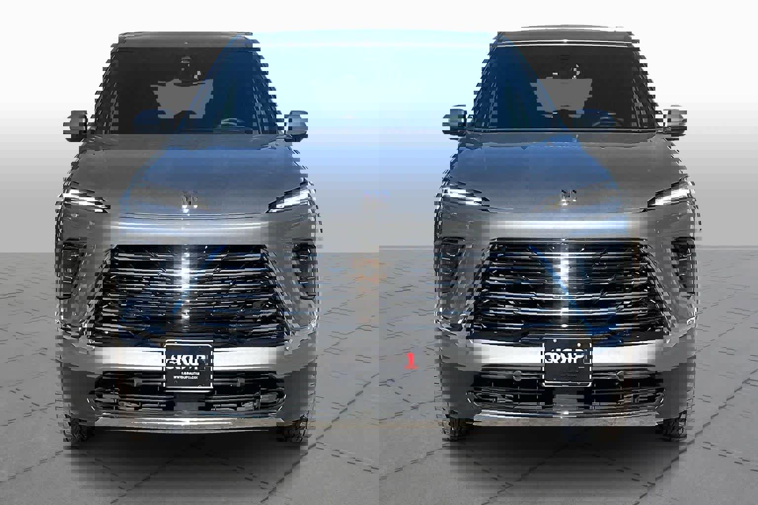 Used 2025 Buick Enclave Preferred image 4