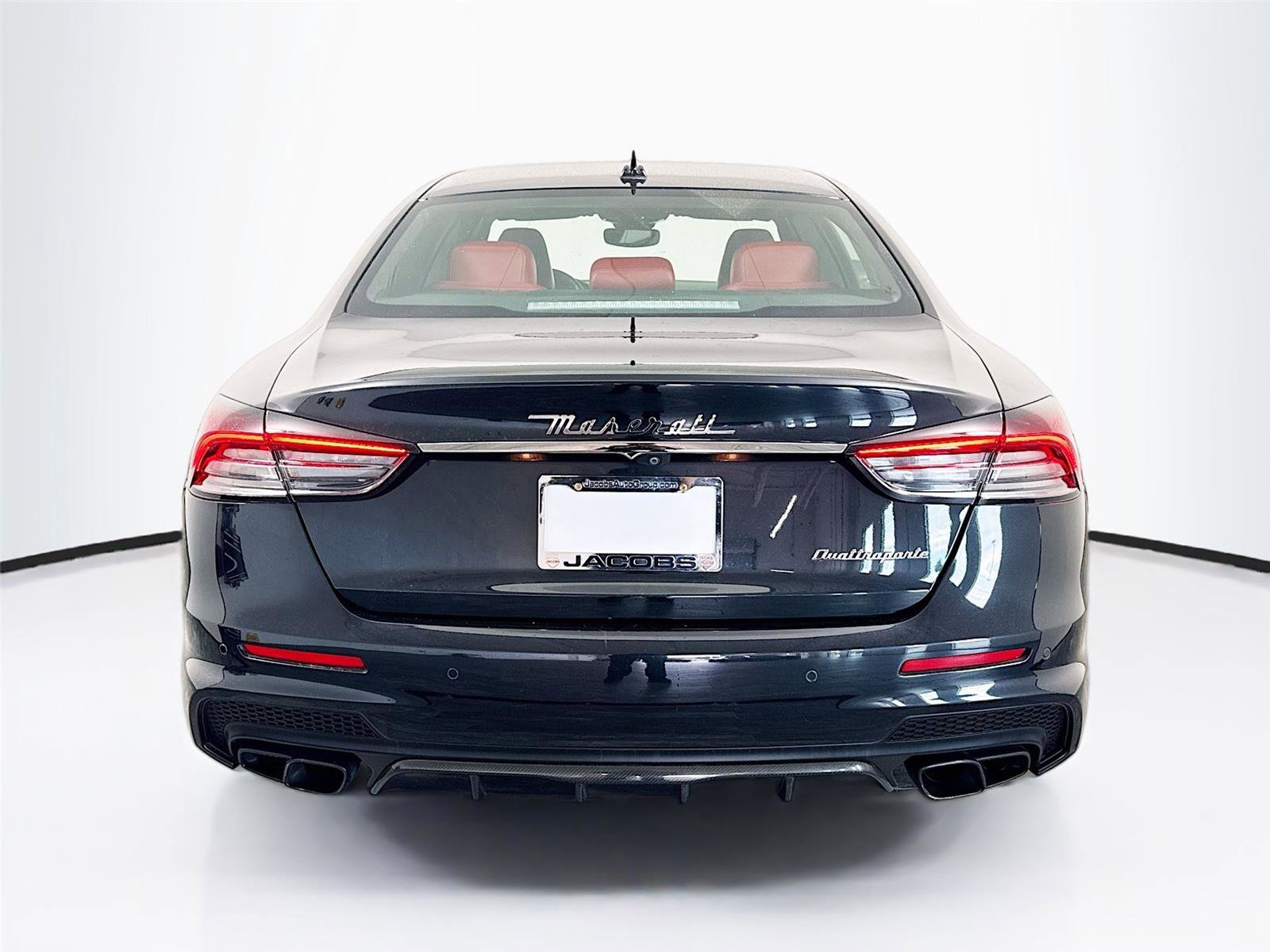 Used 2021 Maserati Quattroporte Trofeo image 25