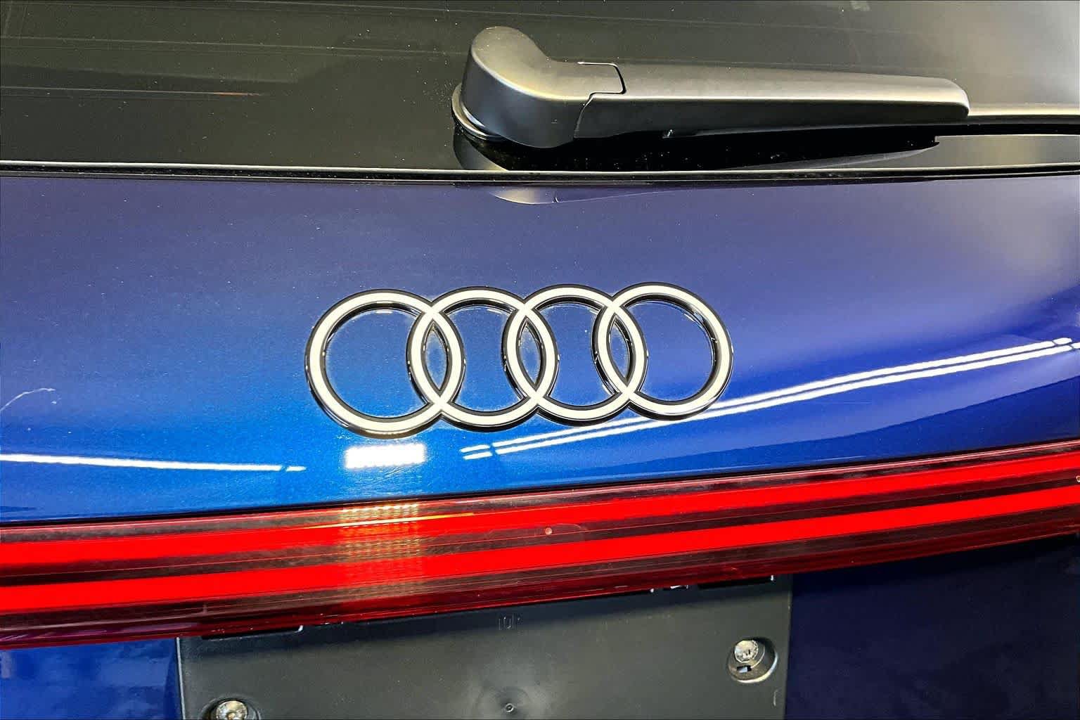 Used 2025 Audi Q5 Premium Plus w/ Premium Plus AWD/4WD image 33