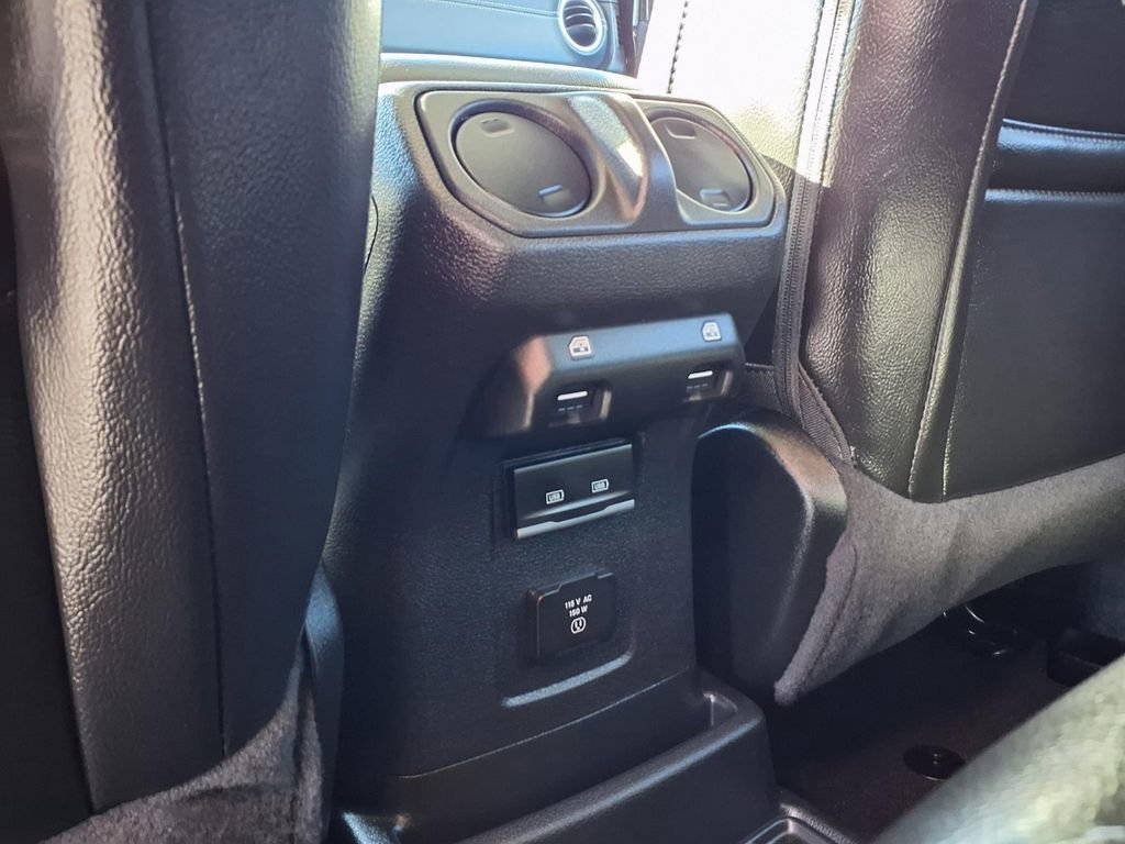 Certified 2023 Jeep Wrangler Unlimited Sahara w/ Cold Weather Group image 24