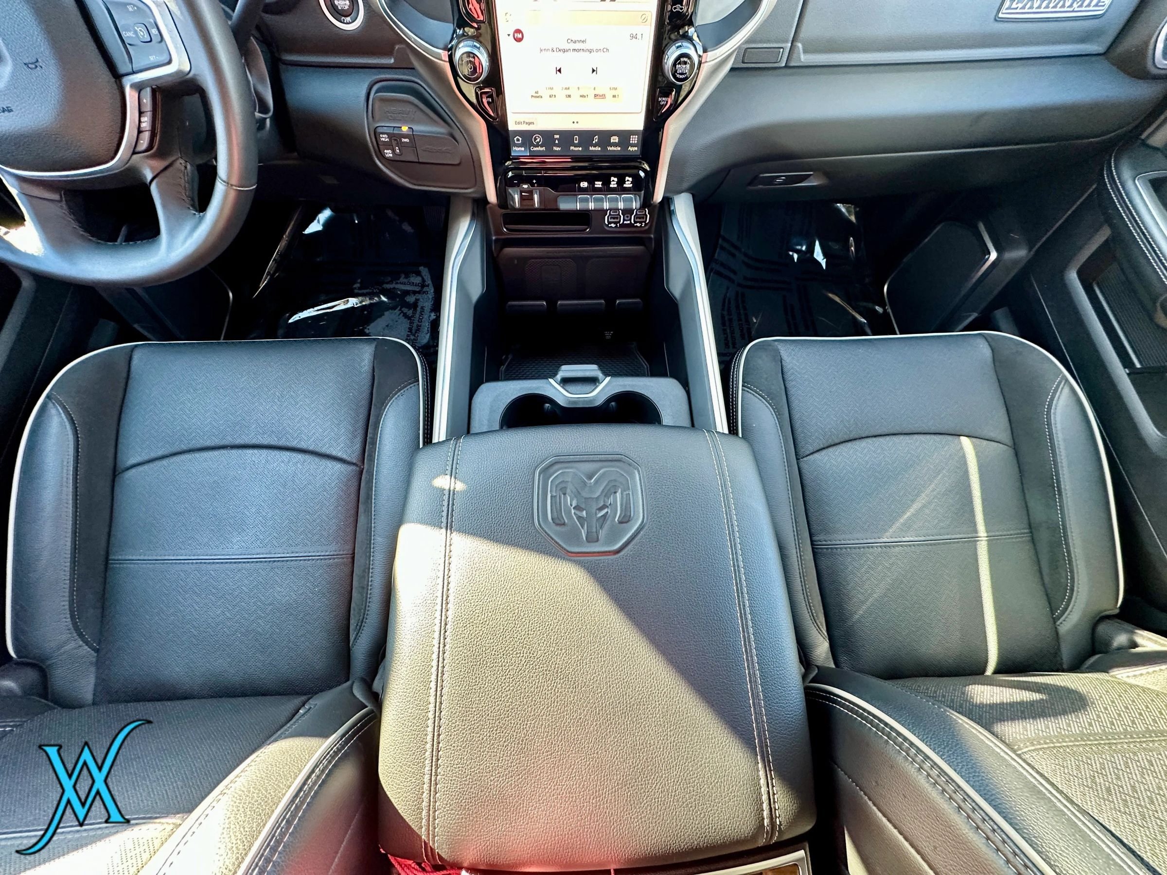 Used 2024 RAM 2500 Laramie AWD/4WD image 37