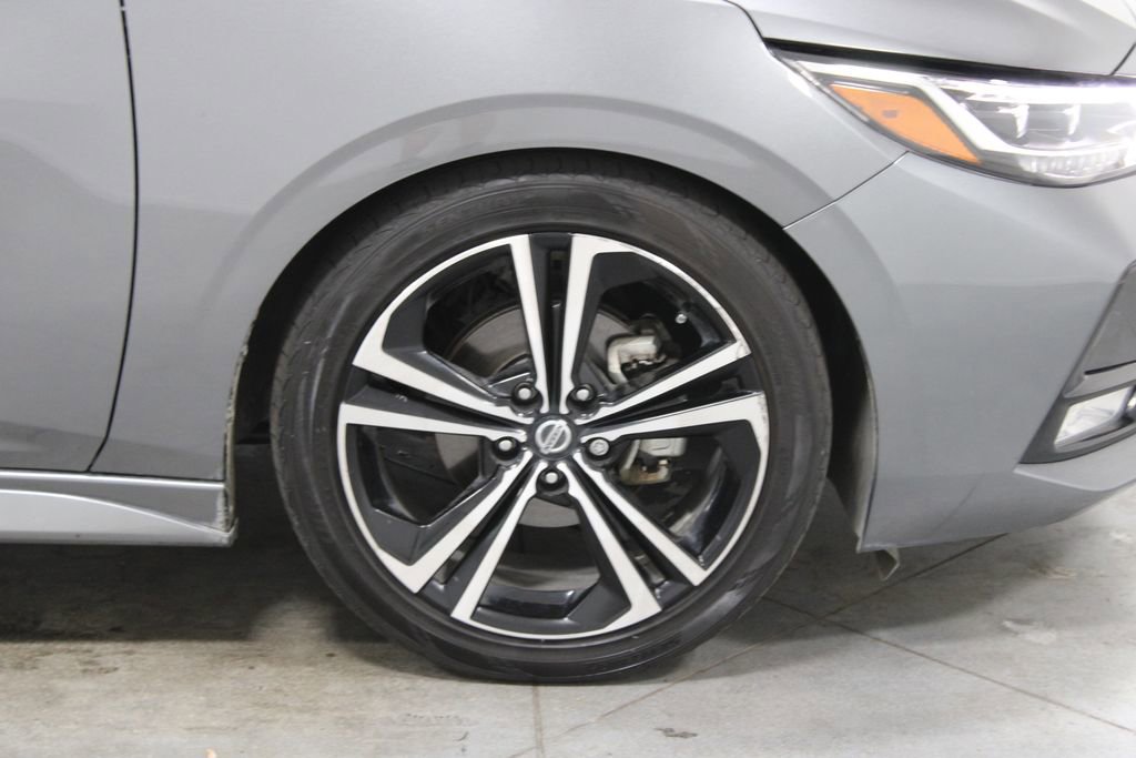 Used 2021 Nissan Sentra SR w/ SR Premium Package image 12