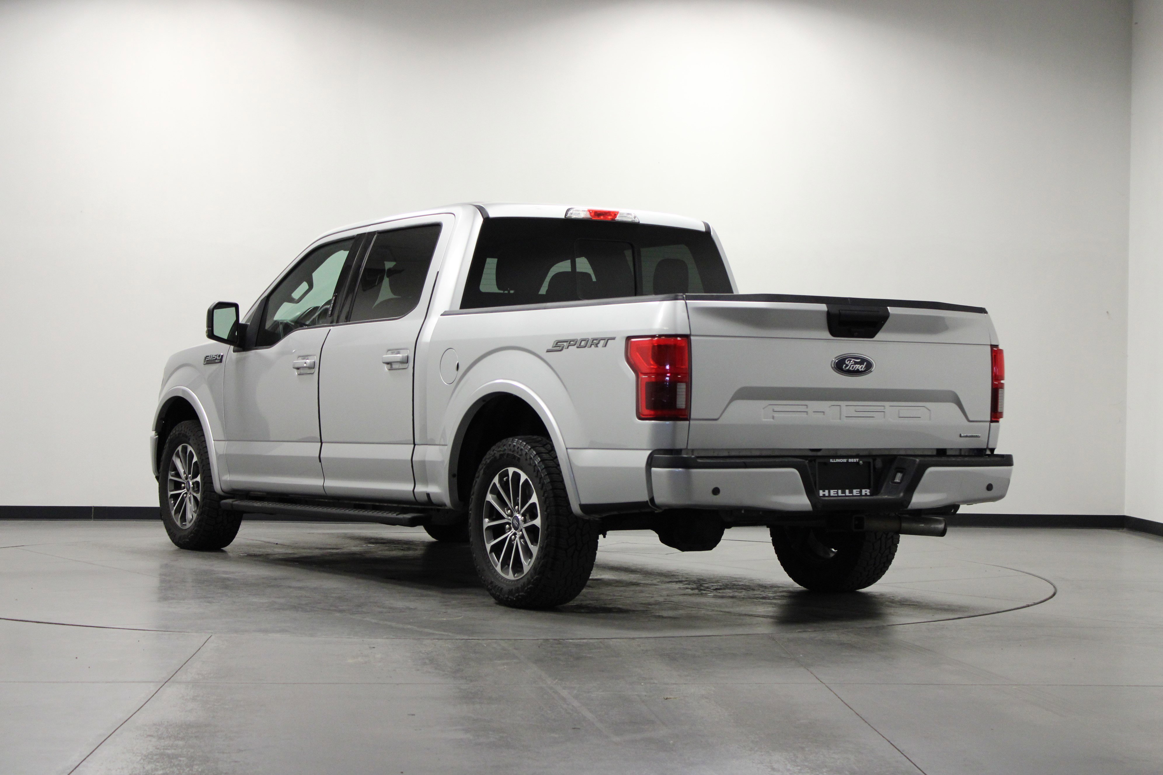 Used 2019 Ford F150 XLT w/ Equipment Group 302A Luxury image 7