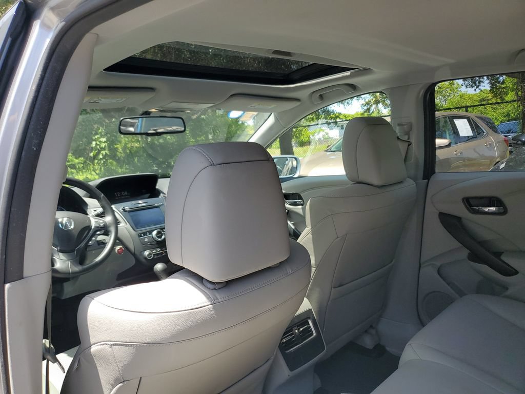 Used 2018 Acura RDX w/ Technology Package FWD image 12