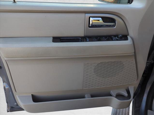 Used 2014 Ford Expedition Limited w/ Equipment Group 301A image 7
