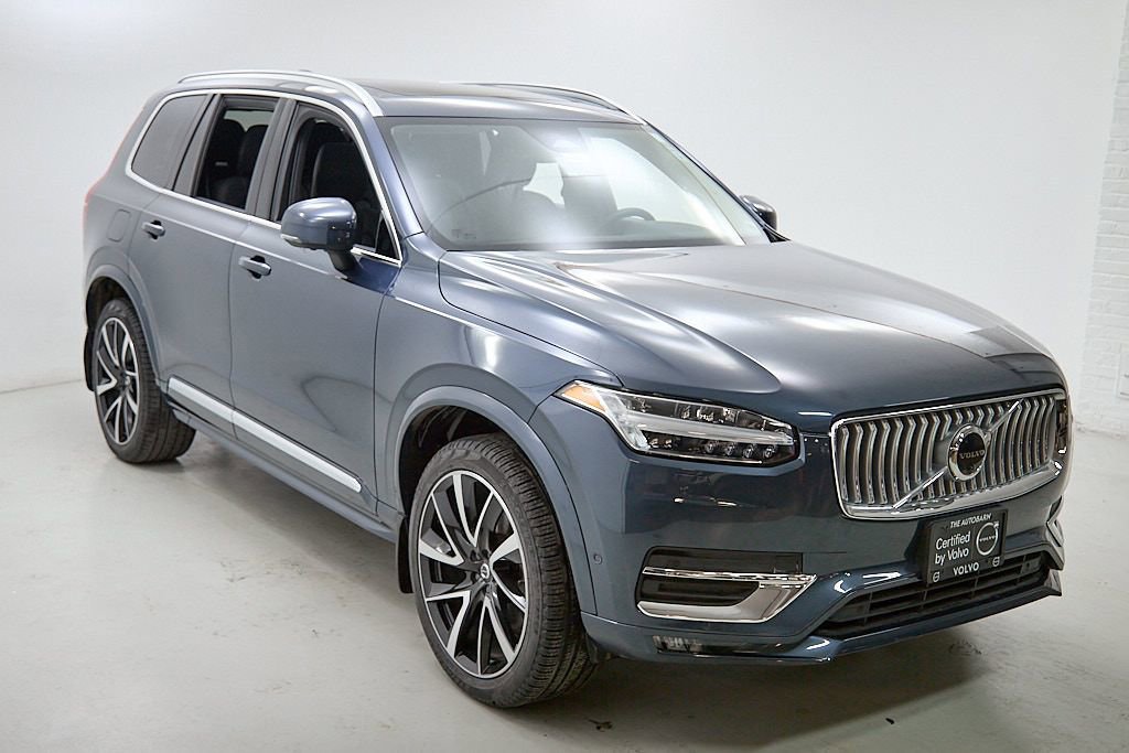 Certified 2023 Volvo XC90 B6 Plus w/ Protection Package image 4