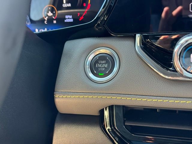 Used 2025 Chevrolet Colorado ZR2 w/ Technology Package image 34