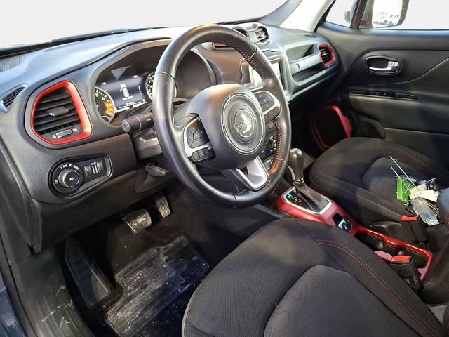 Used 2018 Jeep Renegade Trailhawk w/ Safety & Security Group image 17