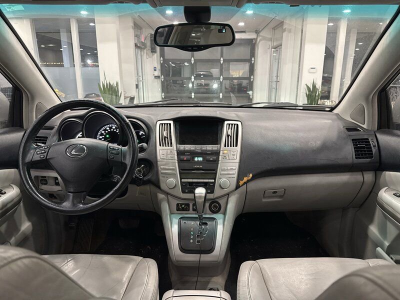 Used 2006 Lexus RX 400h 2WD image 9