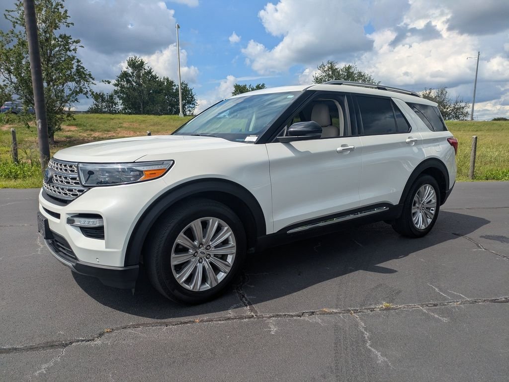 Used 2023 Ford Explorer Limited w/ Limited Technology Package RWD image 8