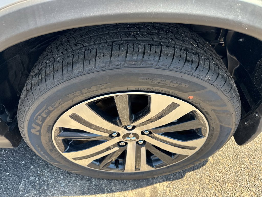 New 2027 Mitsubishi Outlander Sport SE FWD image 37