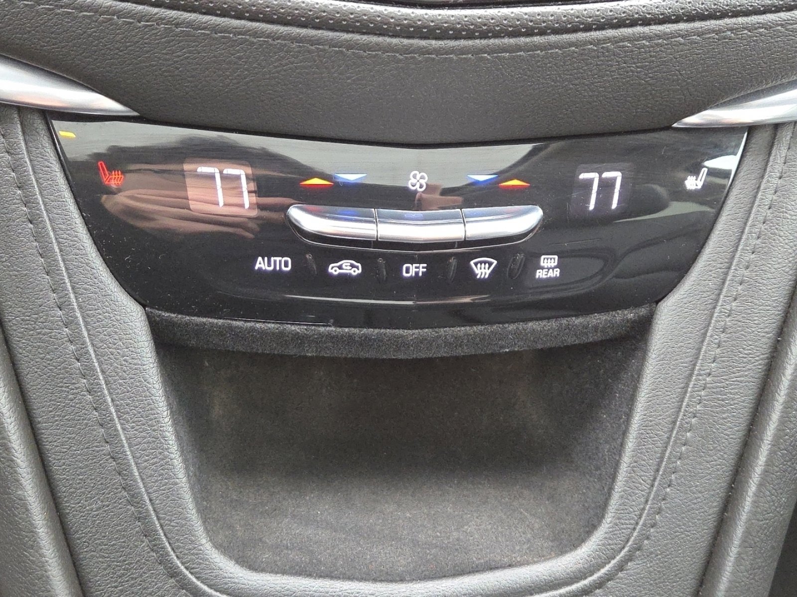 Used 2019 Cadillac XT5 Luxury image 29