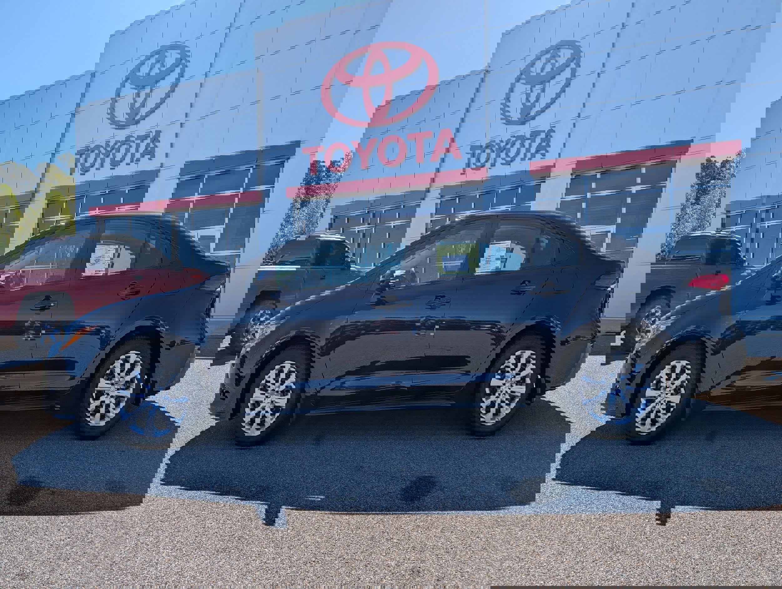 New 2026 Toyota Corolla LE image 2